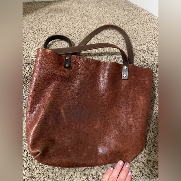 Portland Leather Rich Brown Tote - Picture 4 of 8